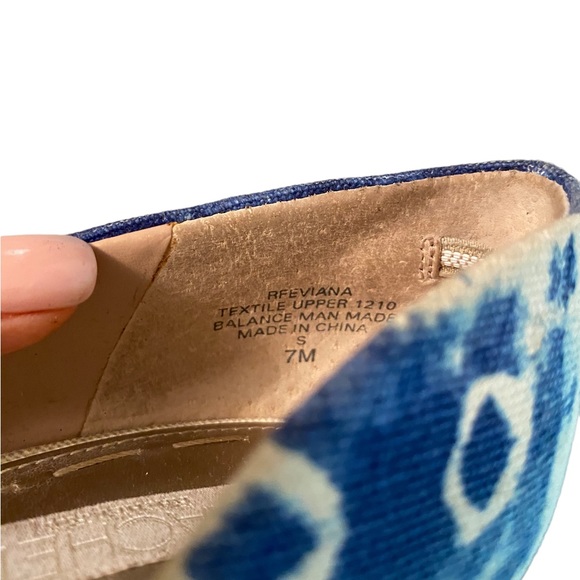 Rachel Rachel Roy Tie Dye Denim Open Toe Pumps - Picture 6 of 6